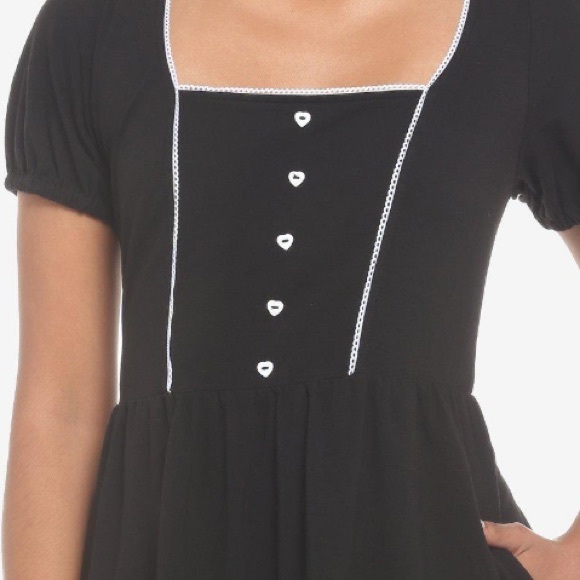 NWOT Black Square Neck Tiered Dress Hot Topic Gothic Goth Valentine’s Day - Picture 2 of 3